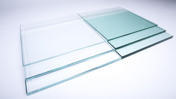 15mm Low Iron Annealed Glass Difference